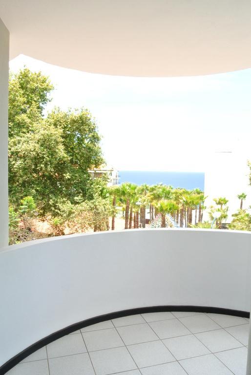 Navio Azul Apartment ฟุงชาล ห้อง รูปภาพ