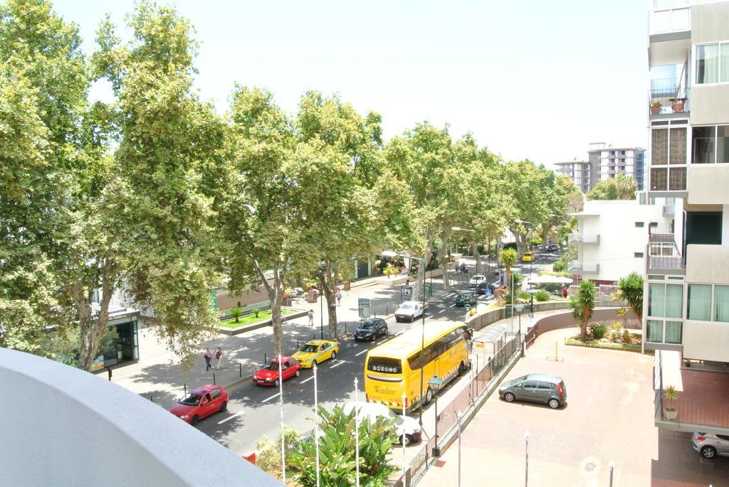 Navio Azul Apartment ฟุงชาล ห้อง รูปภาพ