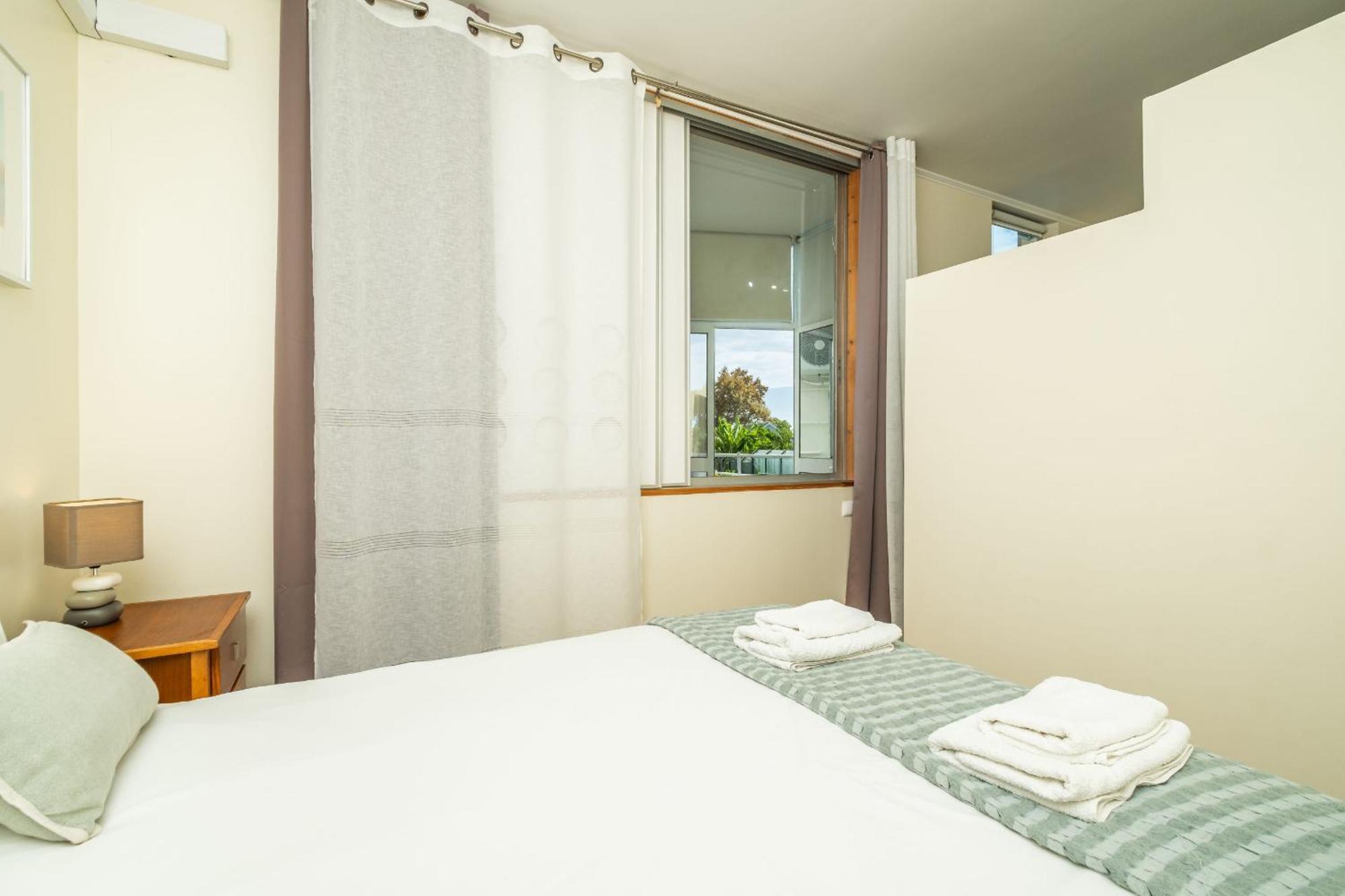 Navio Azul Apartment ฟุงชาล ภายนอก รูปภาพ